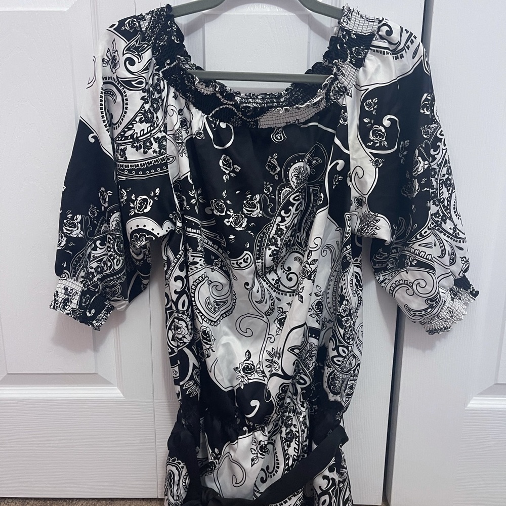 White House Black Market blouse